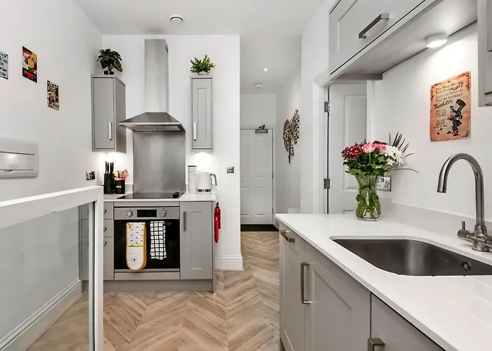 Finest Retreats - The Bank House Holiday home *